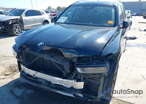 2025 BMW X7 xDrive40I z USA, uszkodzony, nr VIN 5UX23EM01S9W35832